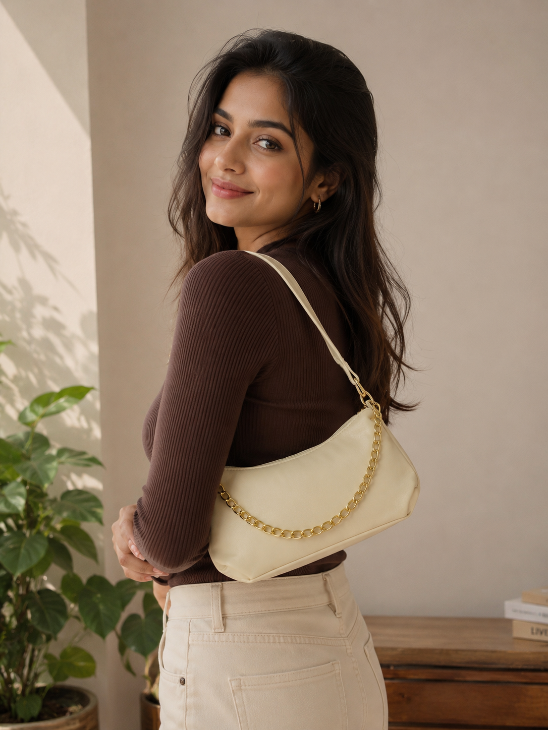 Baguette Shoulder Bag - Cream